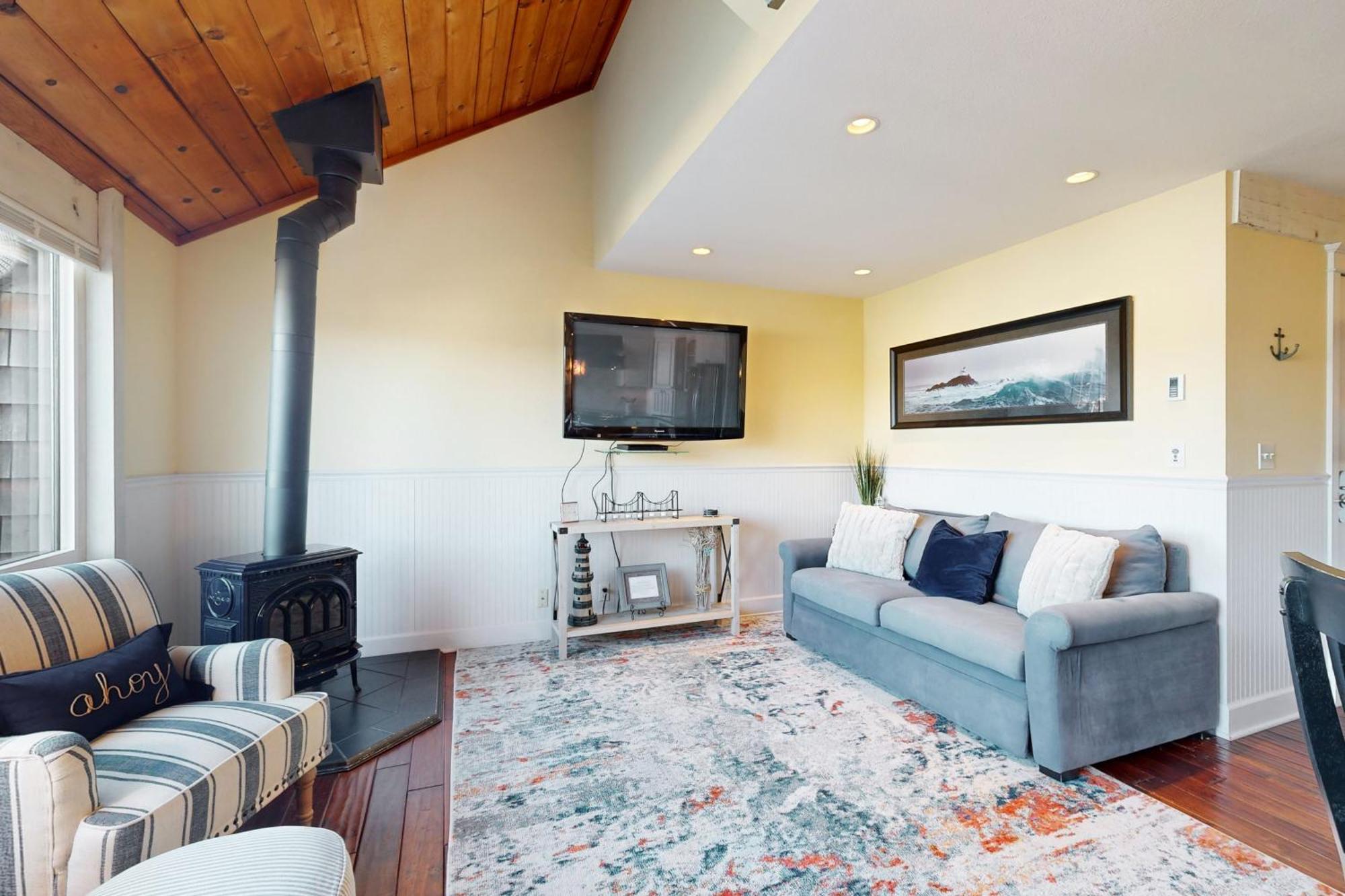 The Embarcadero Condos Newport Exterior photo
