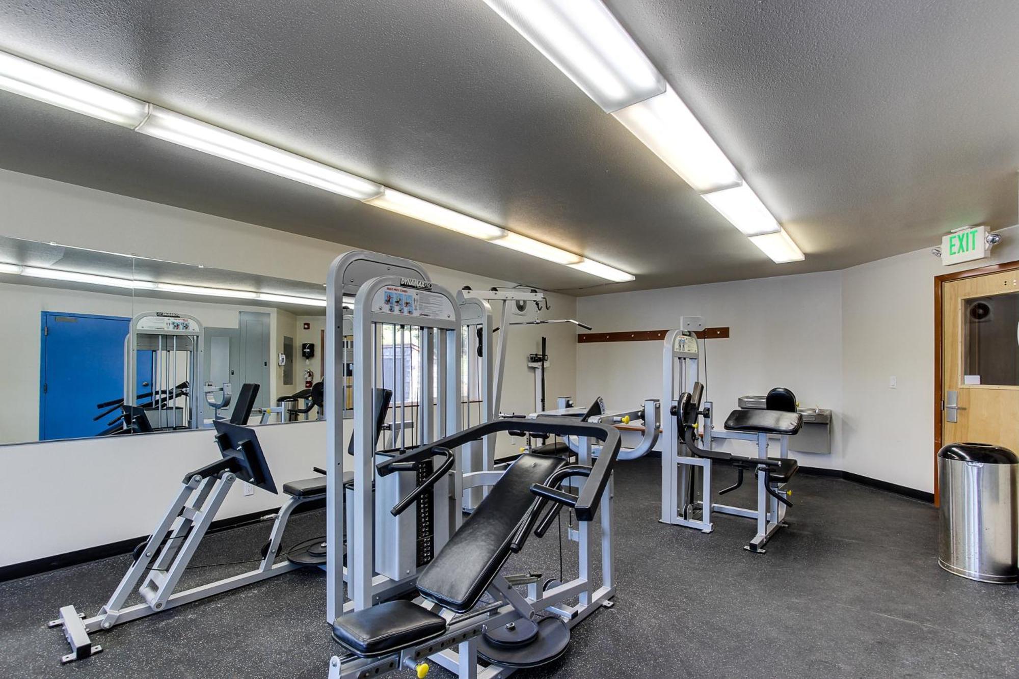 The Embarcadero Condos Newport Room photo